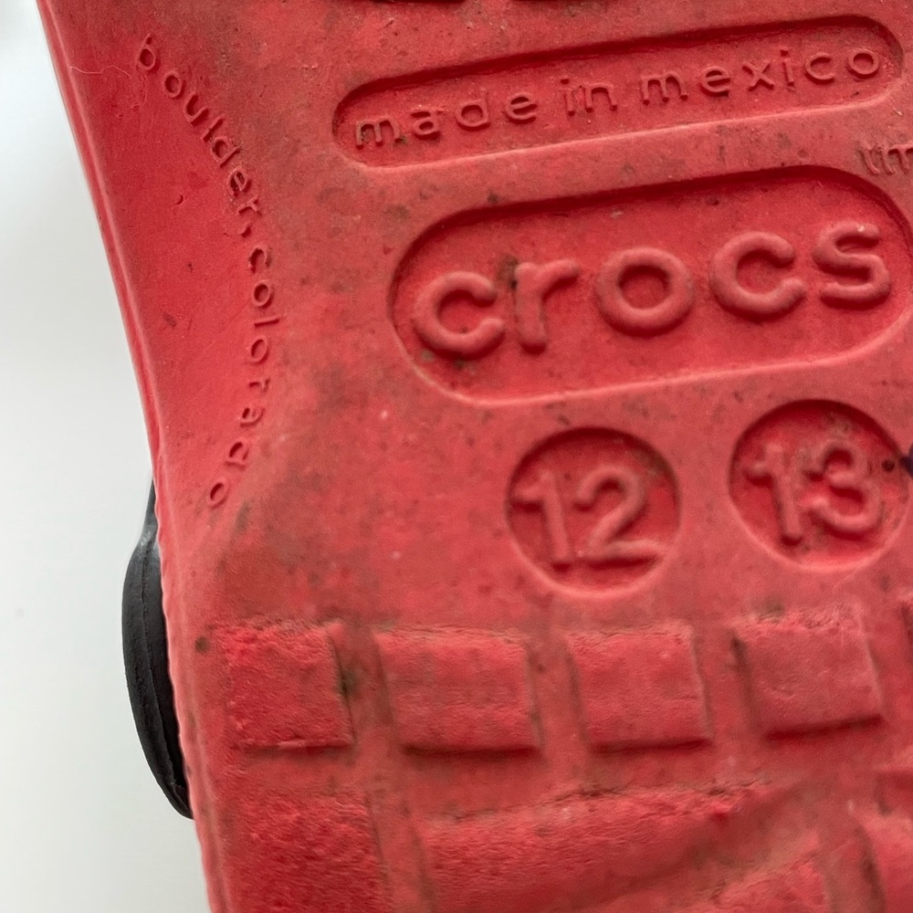 Disney Mickey Mouse x Crocs Red Size 12 - Picture 7 of 7